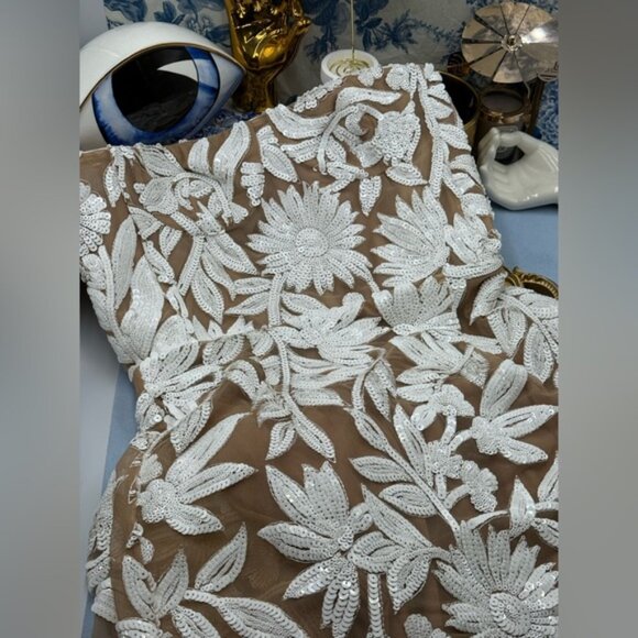 🆕 BRONX & BANCO 🧿 NWOT Dahlia Gown, White Sequin Floral Gown - Sz L US 8 - Picture 14 of 16